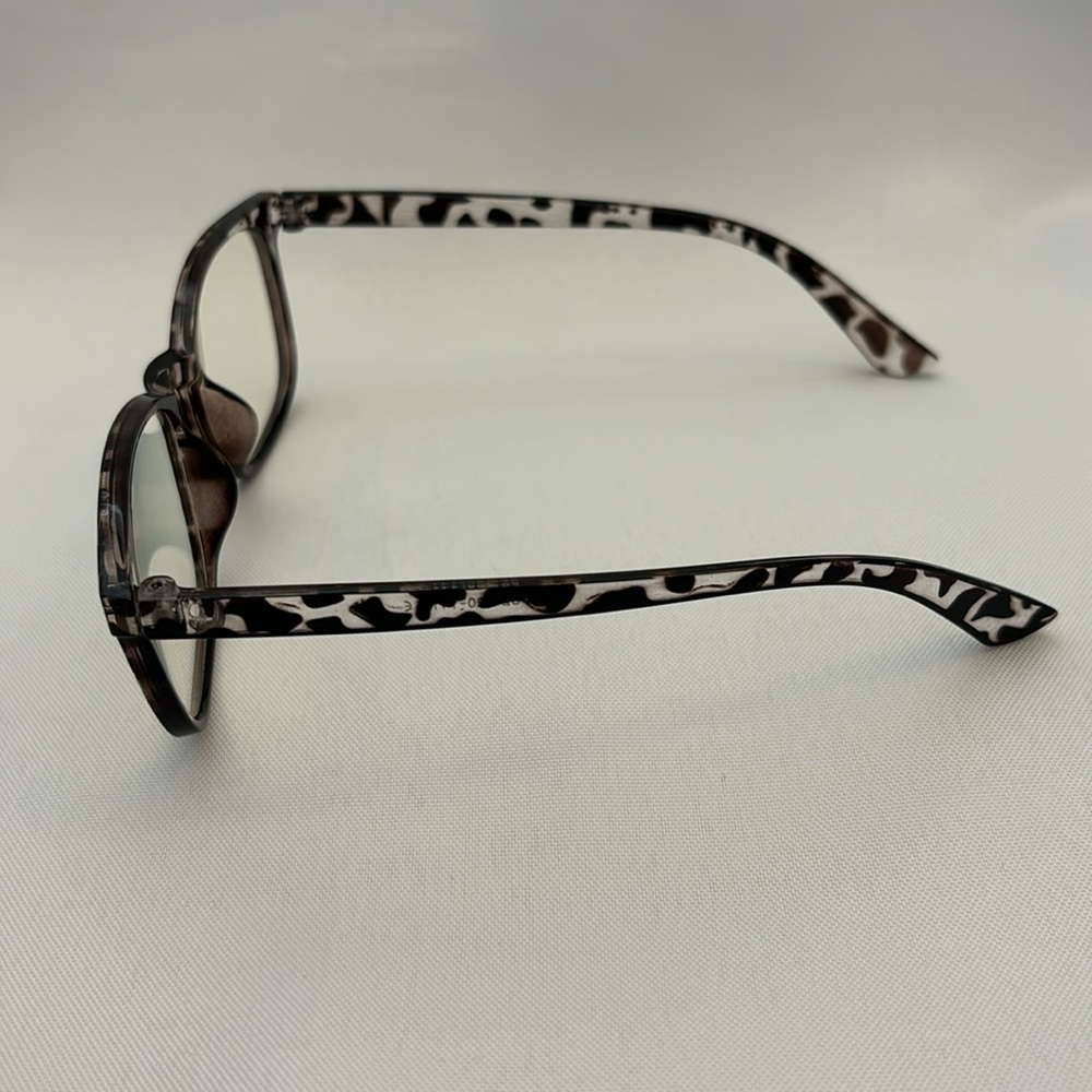 Blue Light Blocking Glasses Leopard Print NWOT - Picture 2 of 4